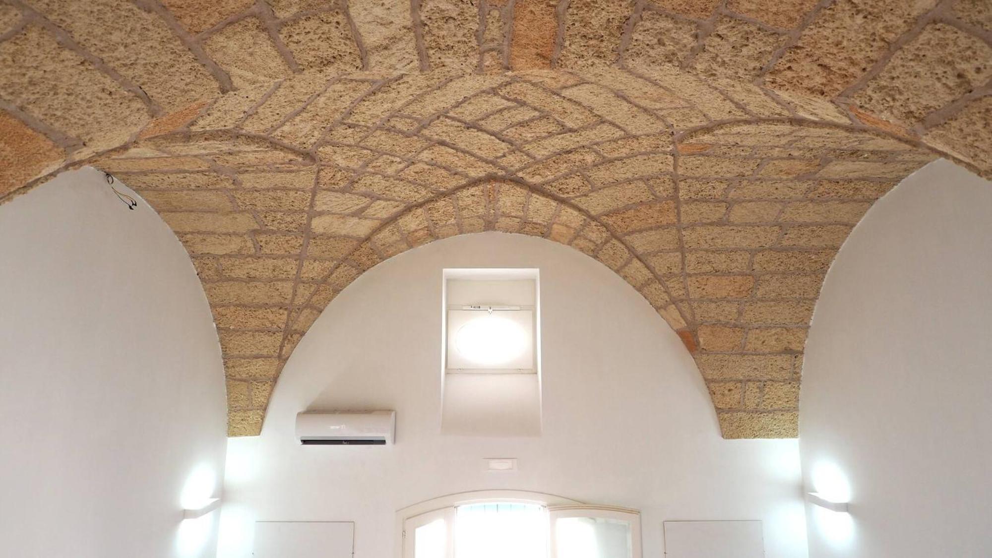 Corte Nizza Тавиано Екстериор снимка